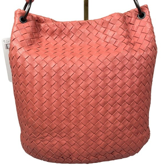 Bottega Veneta Pink π Woven Leather Bucket Hobo Style Oval Base Shoulder Purse