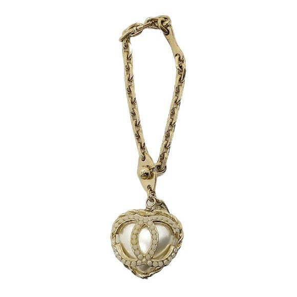 Chanel CC Heart Plated Studded Faux Pearl Purse Charm Key Pendent Bracelet 5”