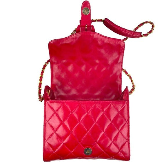 Chanel CC Red Flap Buckle Front Over Snap Quilted Lambskin Shoulder Purs…