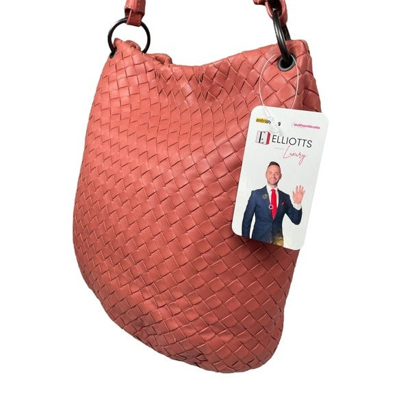 Bottega Veneta Pink π Woven Leather Bucket Hobo Style Oval Base Shoulder Purse
