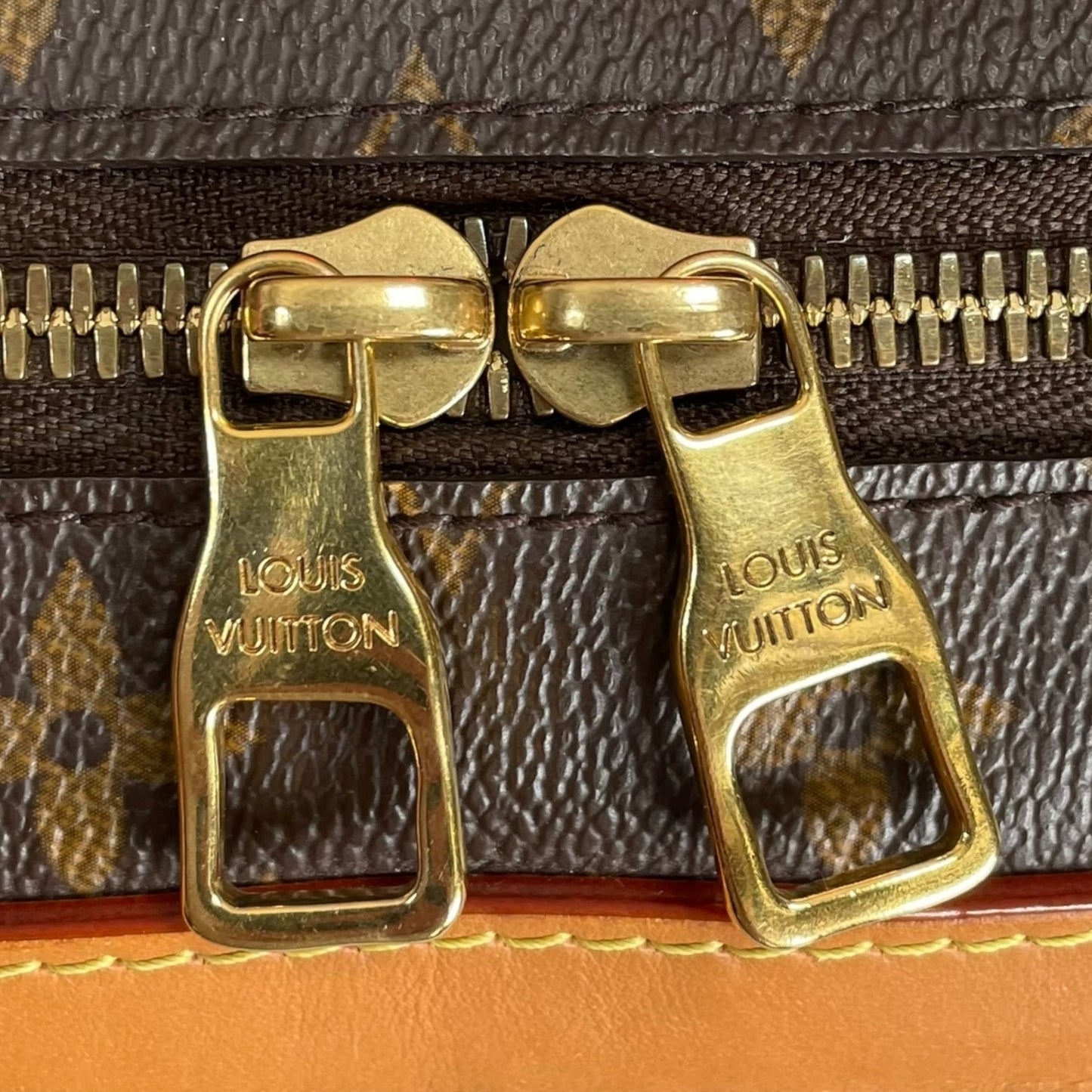 Louis Vuitton Limited 2019 Soft Trunk Heavy Duty Chain Dual Zip 18”-25” Strap