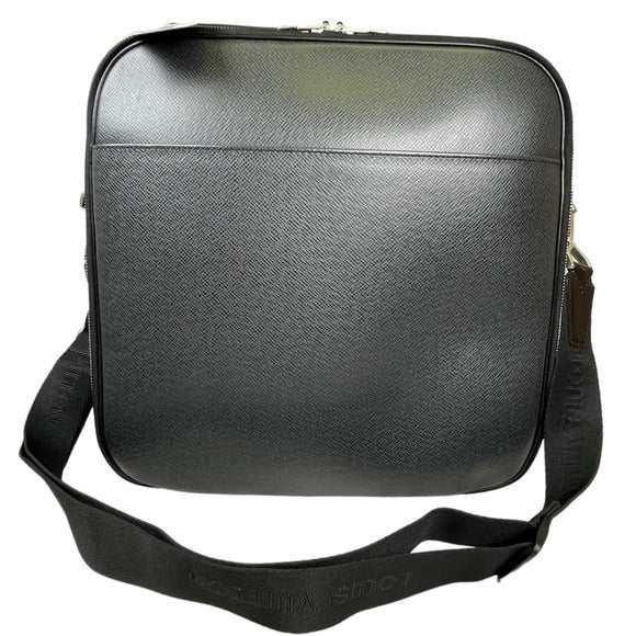 Louis Vuitton Tura II Taiga Leather Gray Guitar Strap Two File Travel Bag