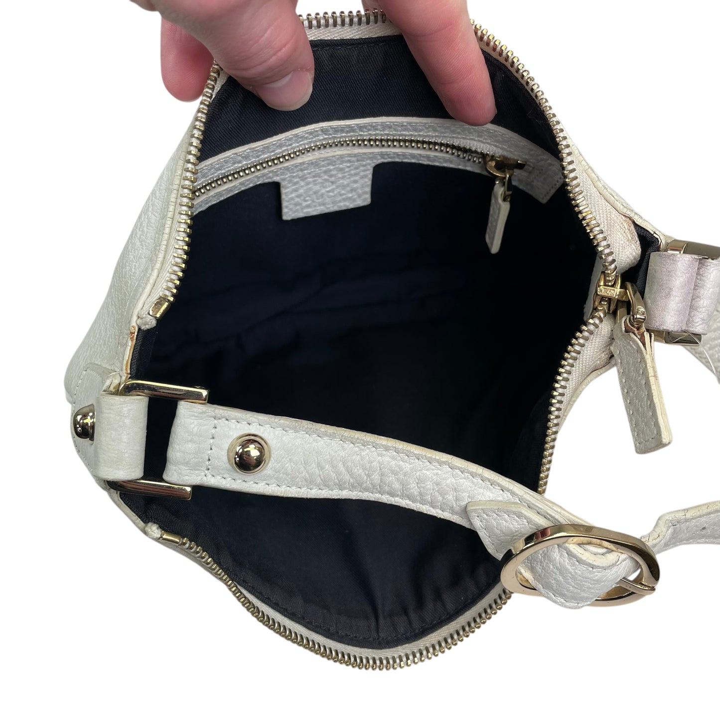 Gucci GG Sherry Blondie White Small Pebbled Gold Tone Hardware Shoulder Purse