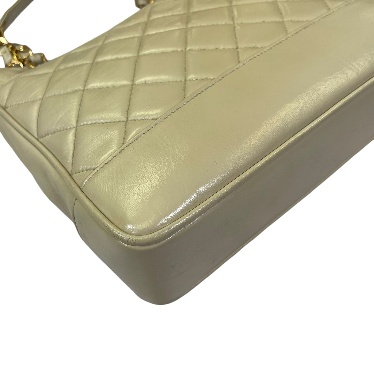 Chanel CC Matelasse Ivory Lambskin 24K Plated Chained Shoulder Three File Snap Purse