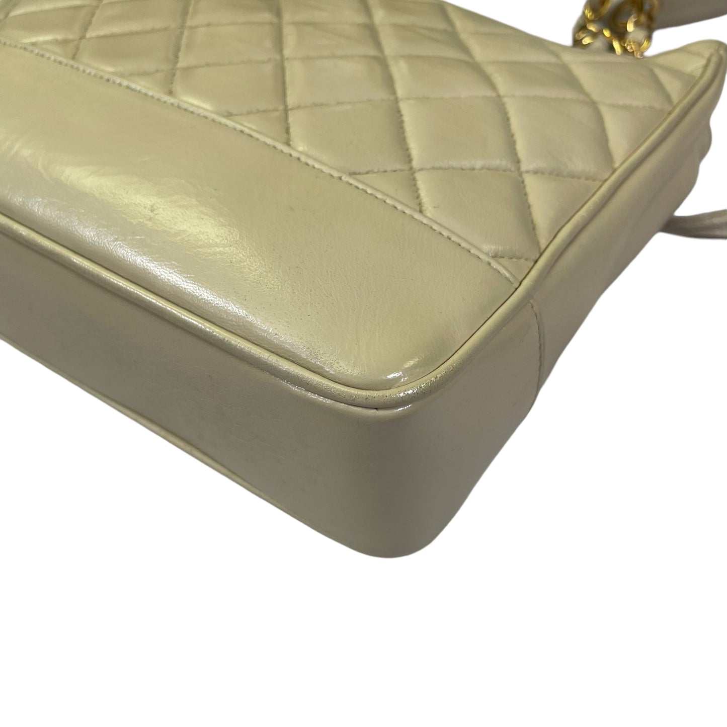 Chanel CC Matelasse Ivory Lambskin 24K Plated Chained Shoulder Three File Snap Purse