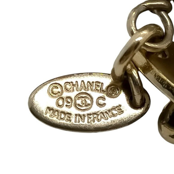 Chanel CC Heart Plated Studded Faux Pearl Purse Charm Key Pendent Bracelet 5”