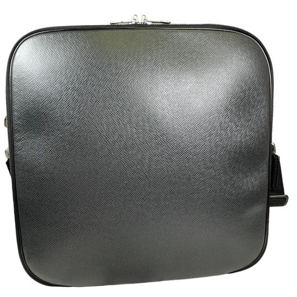 Louis Vuitton Tura II Taiga Leather Gray Guitar Strap Two File Travel Bag