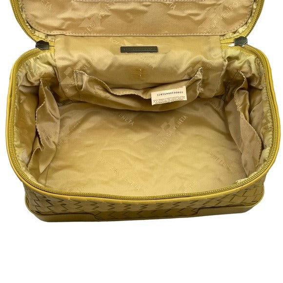 Bottega Veneta Woven Lime Cosmetic Travel Top Handle Mirrored Leather Trunk Bag