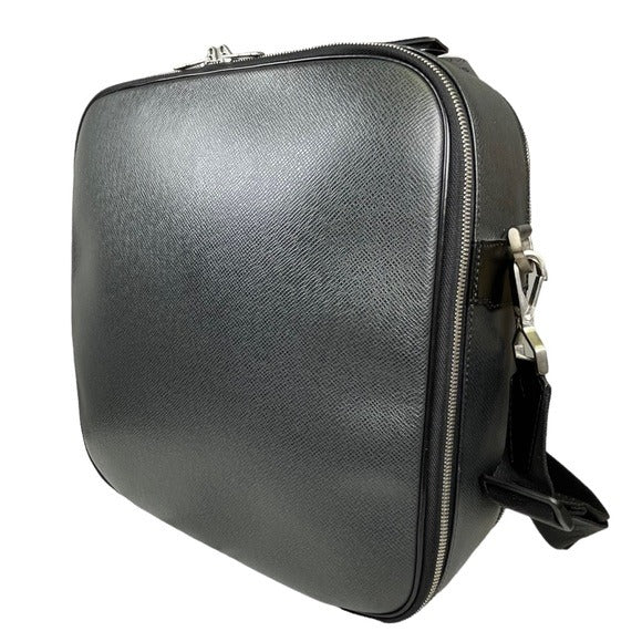 Louis Vuitton Tura II Taiga Leather Gray Guitar Strap Two File Travel Bag