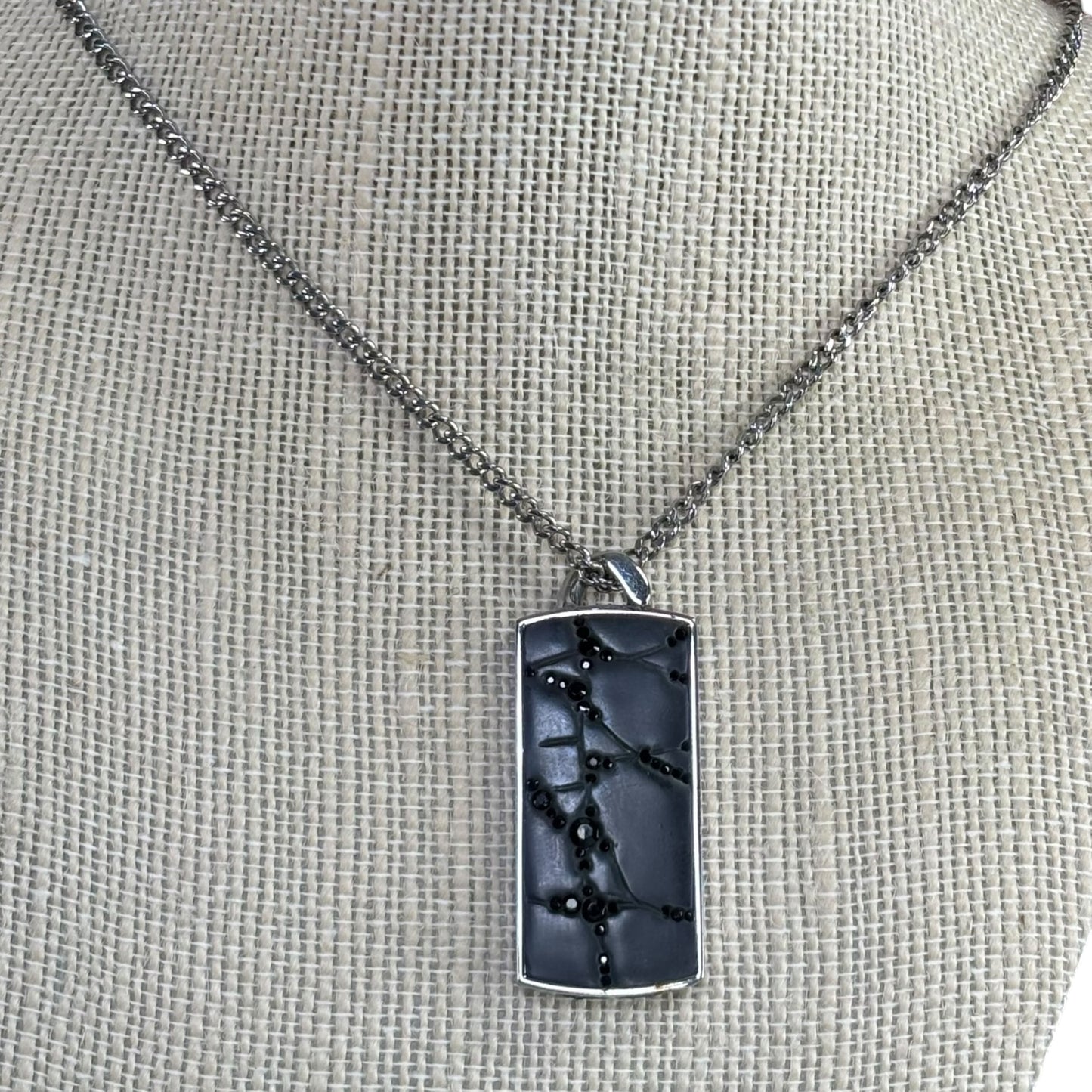 Swarovski Crystal Mens Nevada Pendant Black Croc Texture 23”