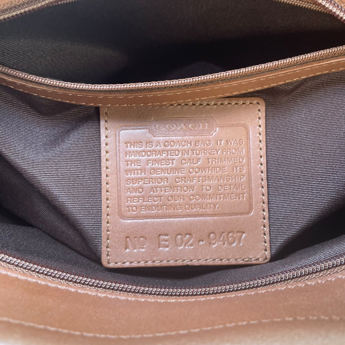 Coach Whitney Brown Distressed Leather 9467 Zip Stitch Trim Y2K Shoulder Bag