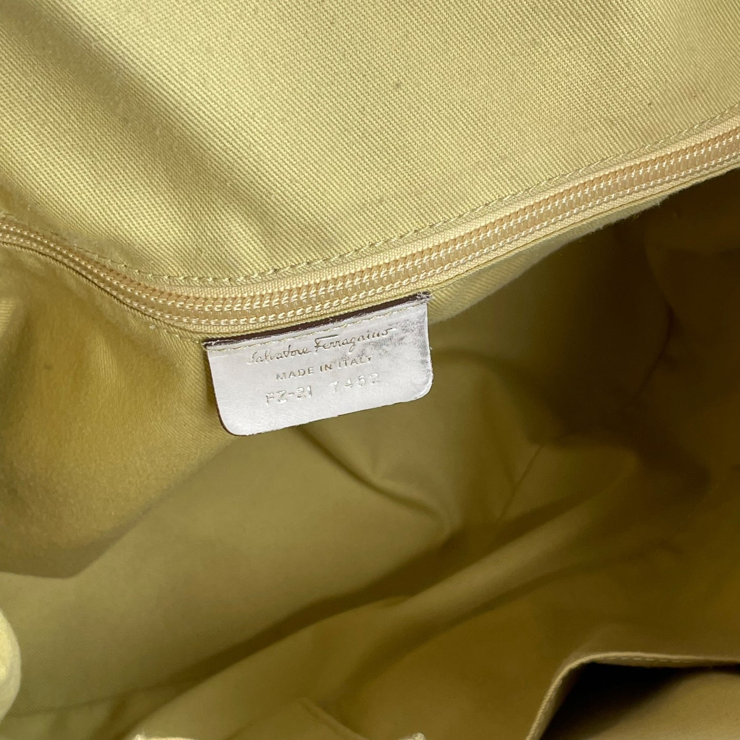 Salvatore Ferragamo Patchwork Leather Hobo Bag Cream Diamond Panel Shoulder Bag