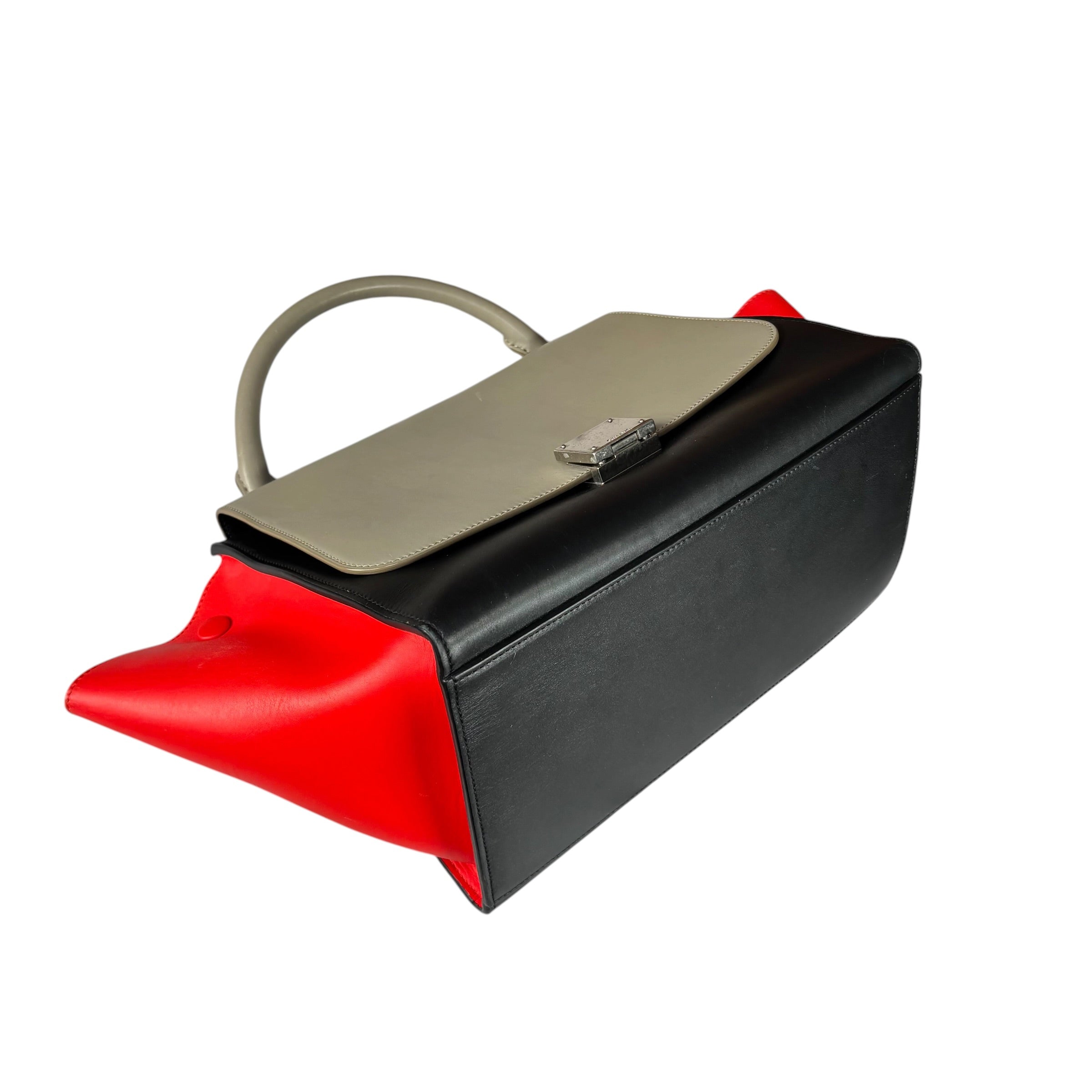 セリーヌ Celine Trapeze Tri-Color Red Black Grey Turn-Lock Top Handle Purse