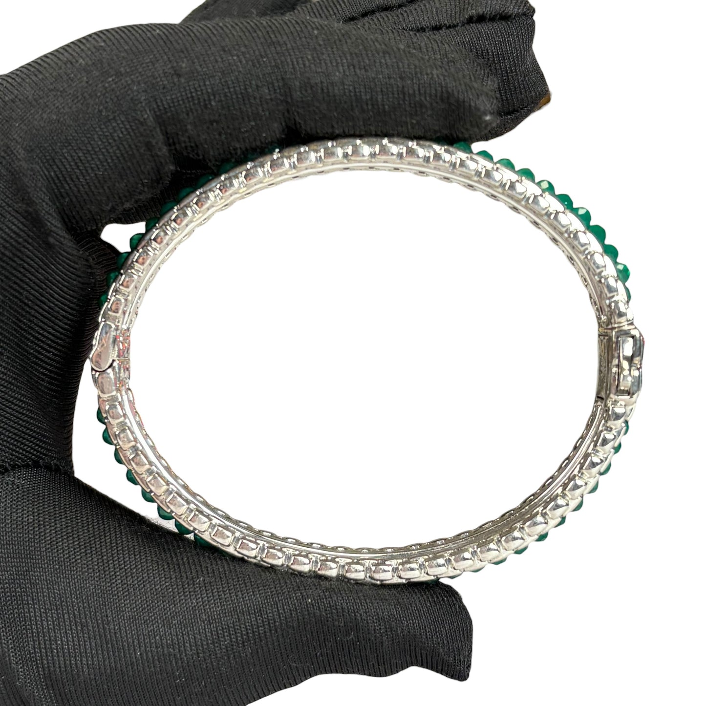 JAI by John Hardy Sterling 925 Green Gemstone Hinged Bangle 6.75”