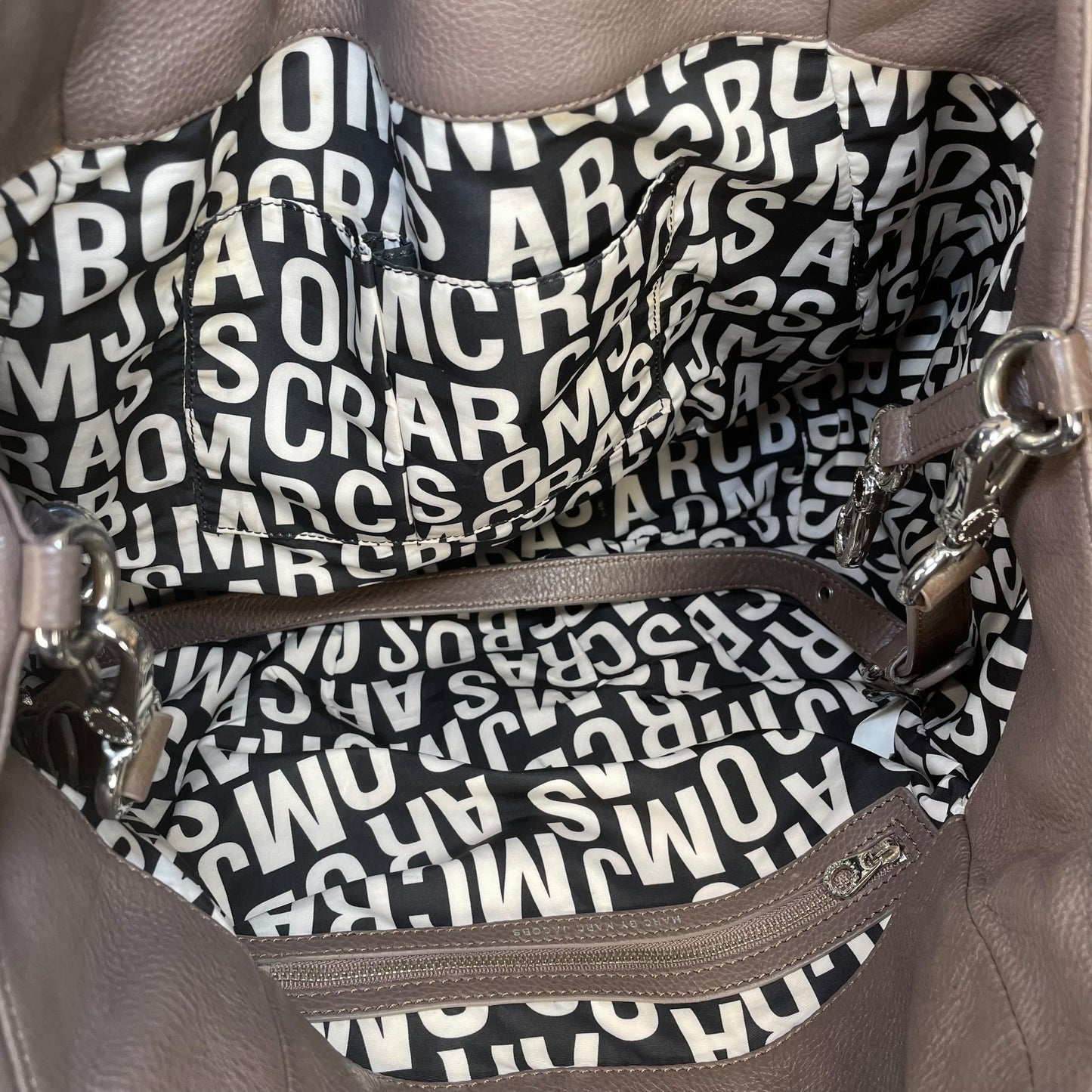 Marc by Marc Jacobs Classic Q Francesca SHW Taupe Leather  2-Way Hobo Bag