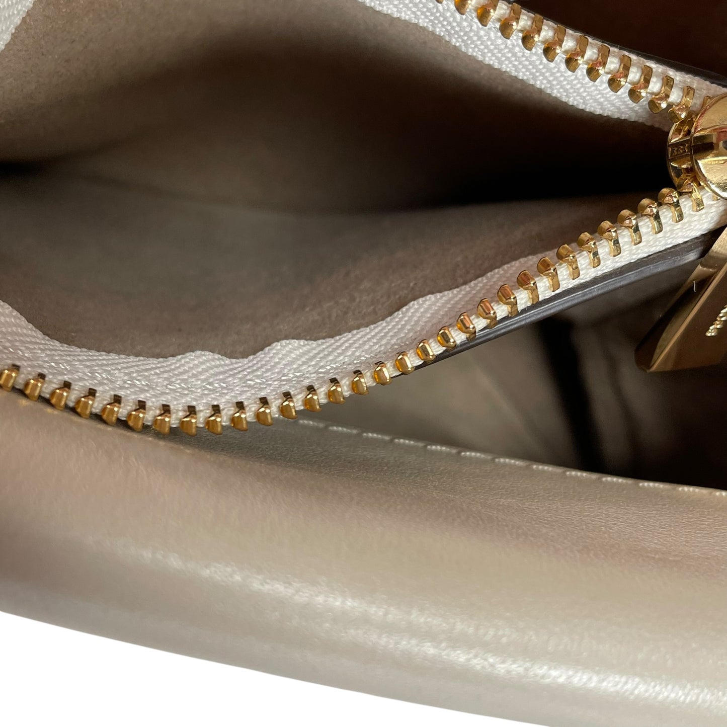 Michael Kors Cece Flap Chain Bag Cream Leather GHW 2-Way Top Handle