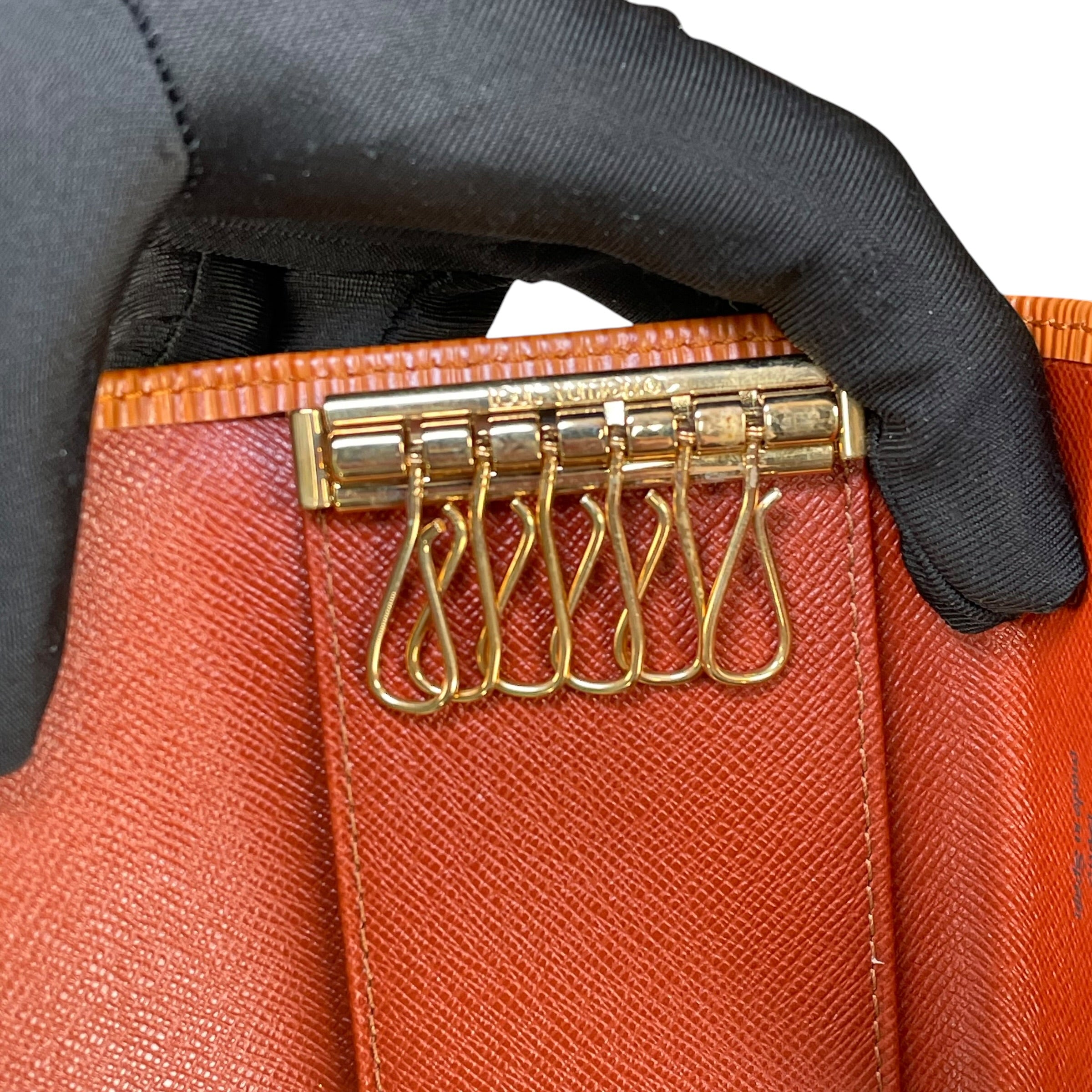 Louis Vuitton Epi Cognac Leather Six Key Holder Wallet – Elliott's
