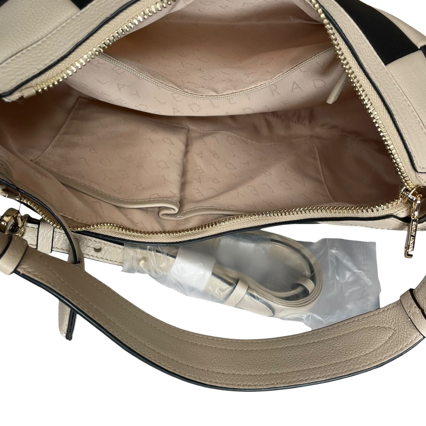 Bradley London Two-Tone Black Creme GHW Quilted Leather Shoulder 2-Way Hobo Bag