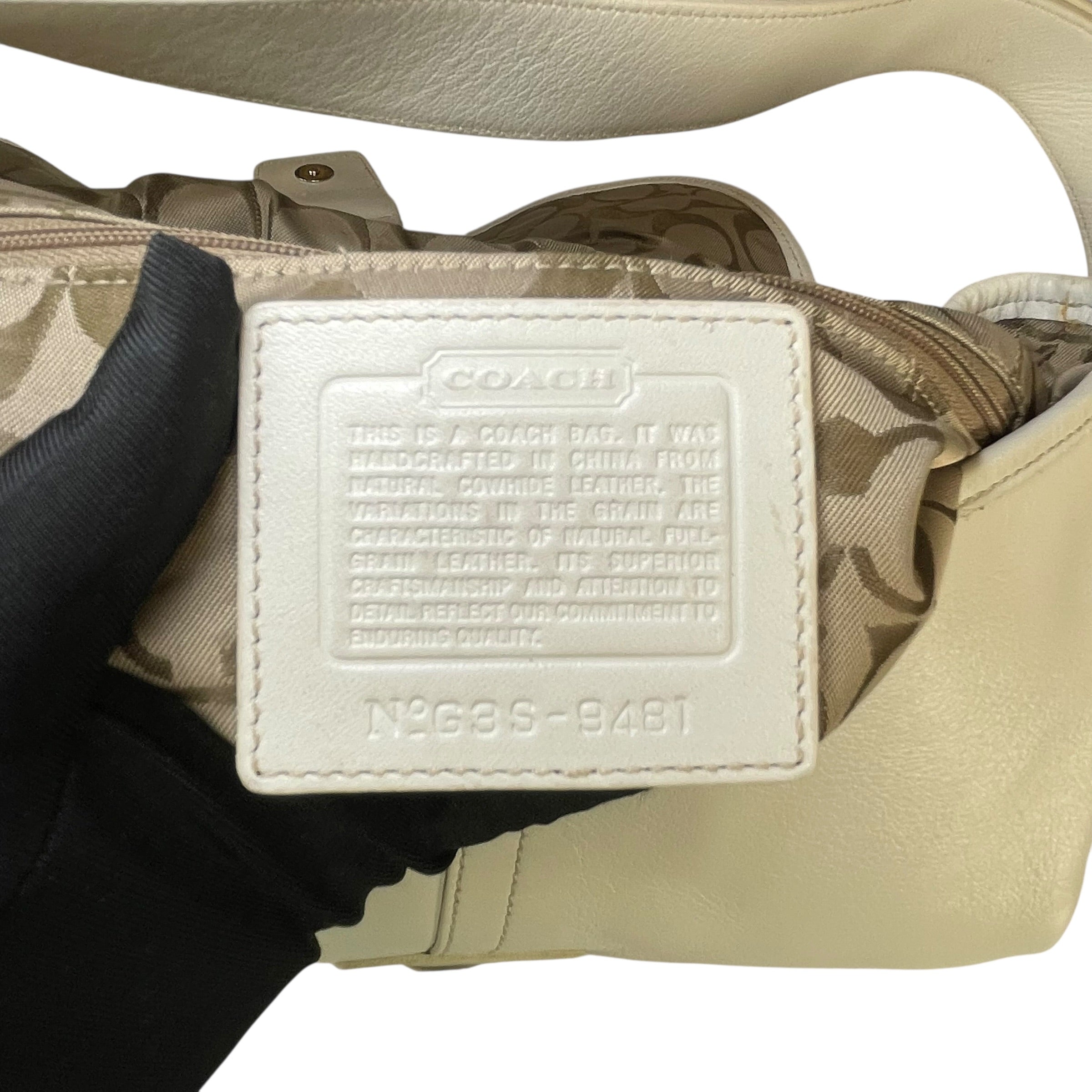 Coach Soho Legacy Leather Off White Buckle Crossbody Y2K 2-Way