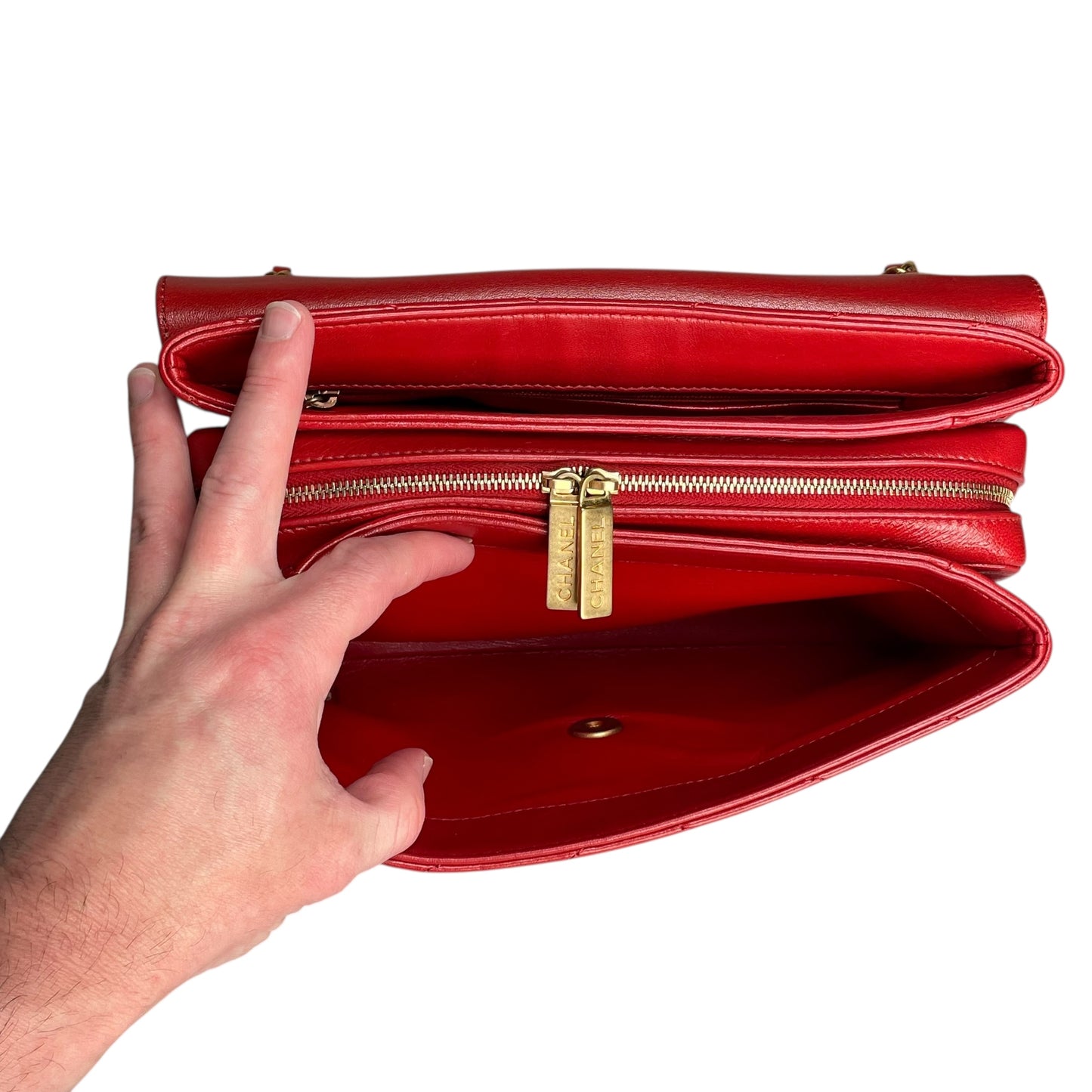 Chanel Paris–Seoul Chevron Envelope Leather Flap Bag – Red – Medium