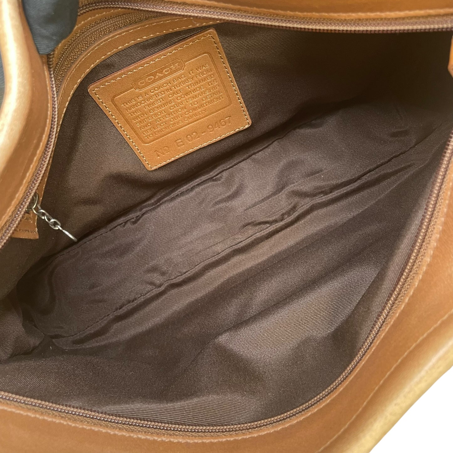 Coach Whitney Brown Distressed Leather 9467 Zip Stitch Trim Y2K Shoulder Bag