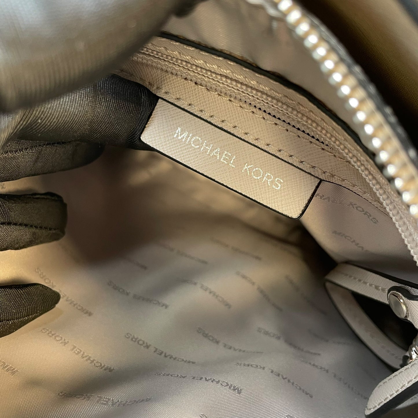 Michael Kors Mercer Large Tricolor Leather SHW Tote 2-Way Crossbody