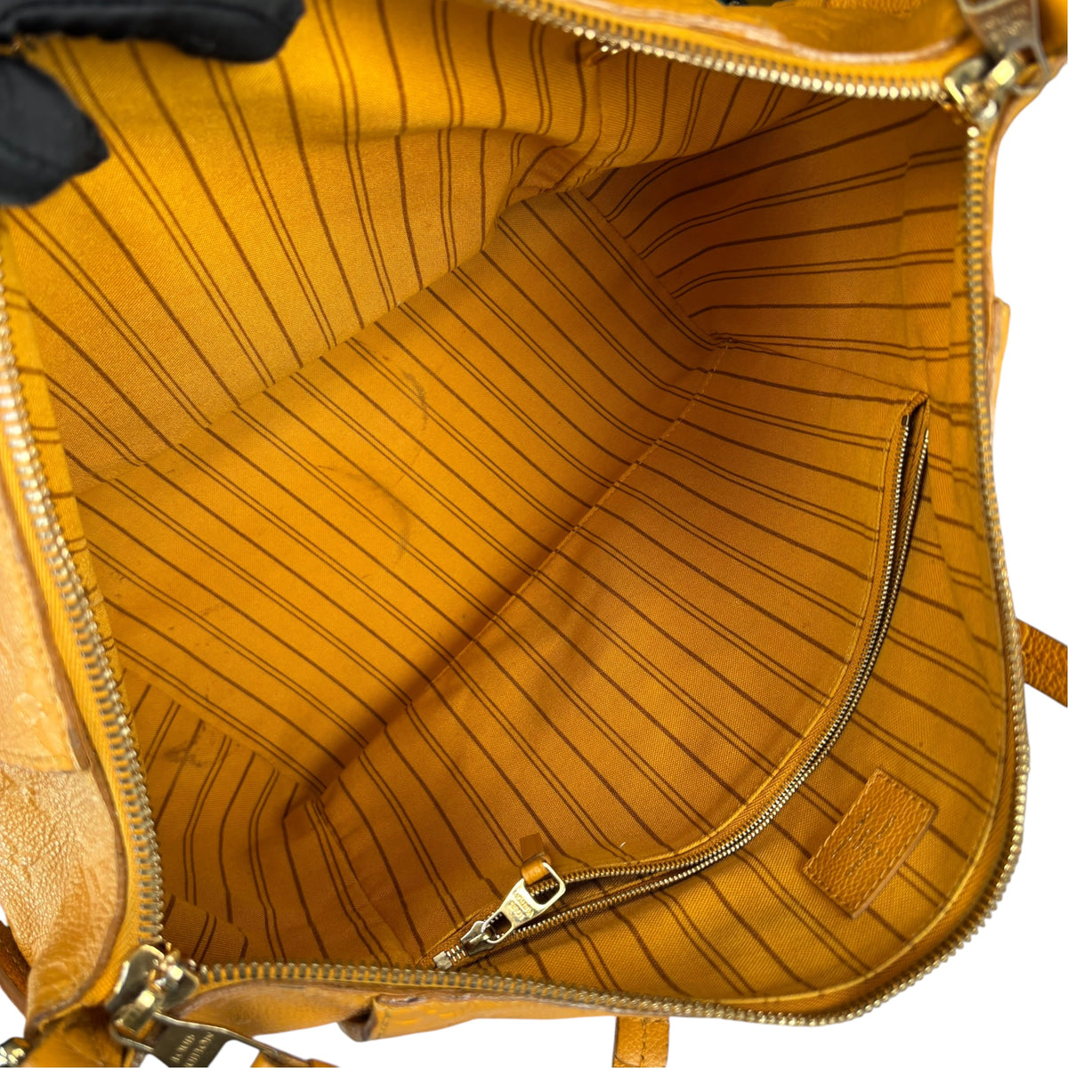 Louis Vuitton Lumineuse Empreinte Mustard Leather Shoulder Tote